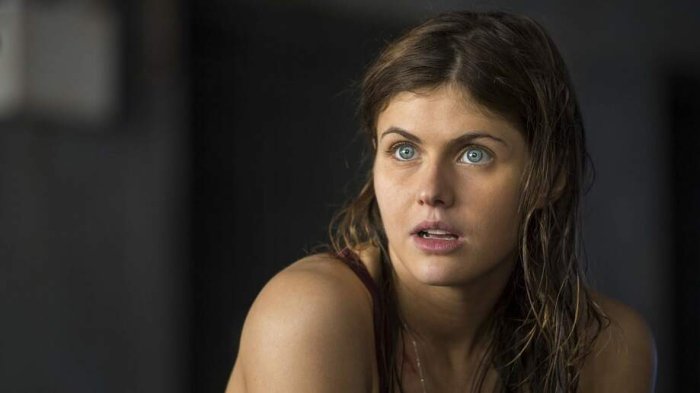 caro alexandra-daddario-34197.jpg