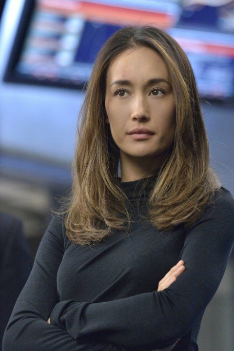 putri maggie Q.jpg